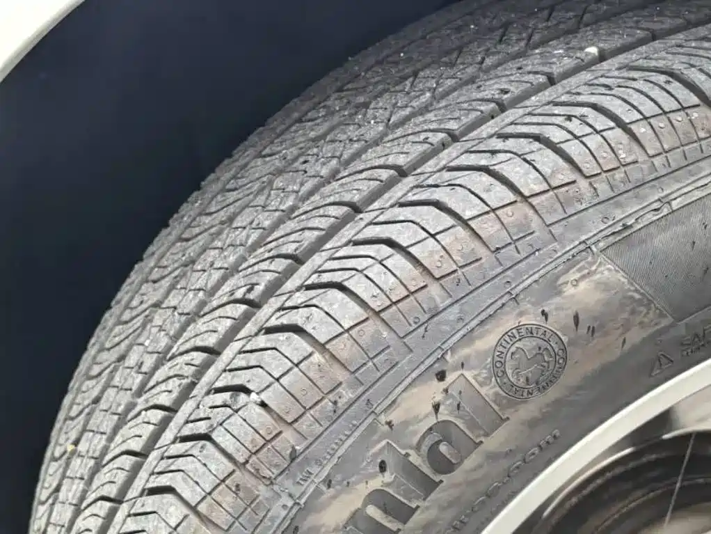 Porsche Macan — миниатюра 9