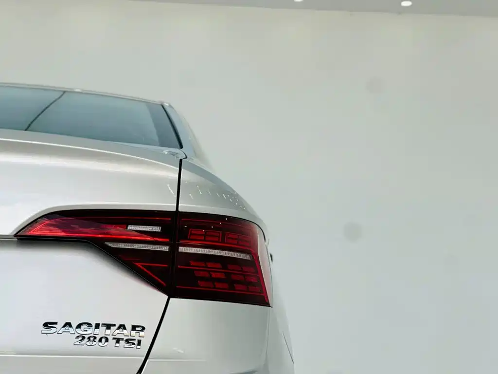Volkswagen Sagitar — миниатюра 11