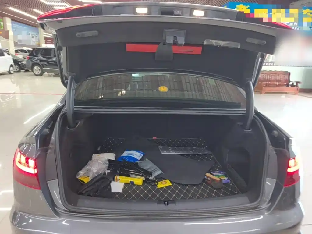 Audi A4L — миниатюра 19