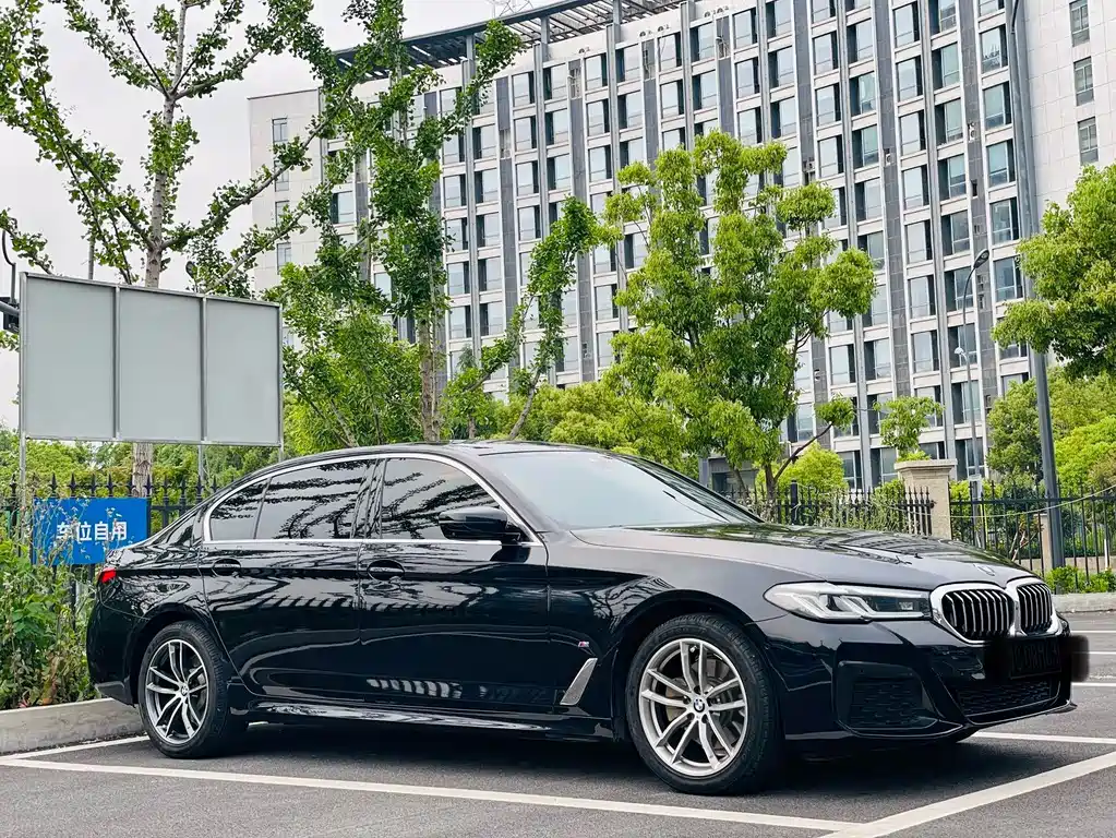 BMW 5 Series 5 2021 525Li M Sport