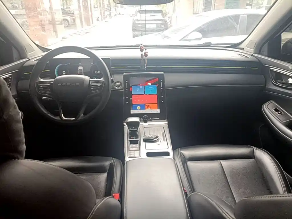 Roewe RX5 — миниатюра 10