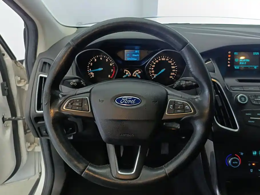 Ford Focus — миниатюра 15
