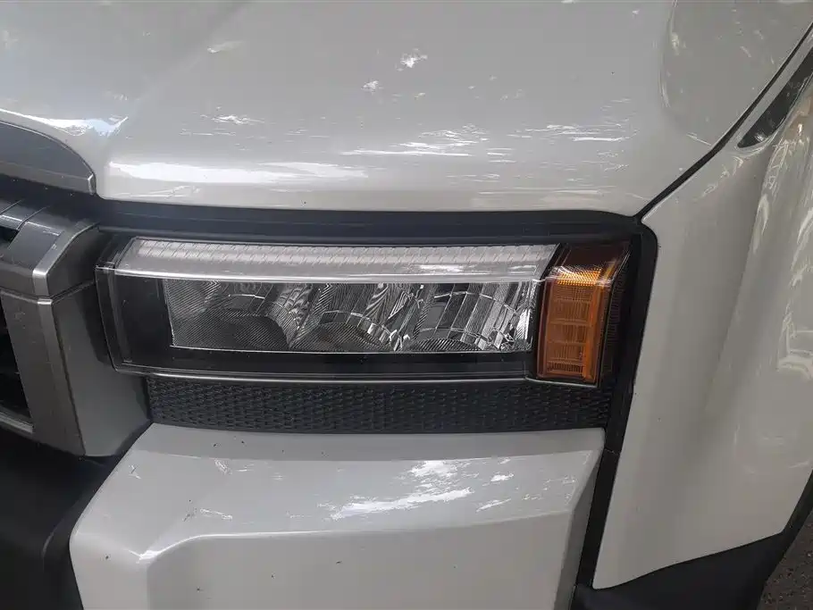 Toyota Land Cruiser Prado 2025 2.4T TX 5 мест
