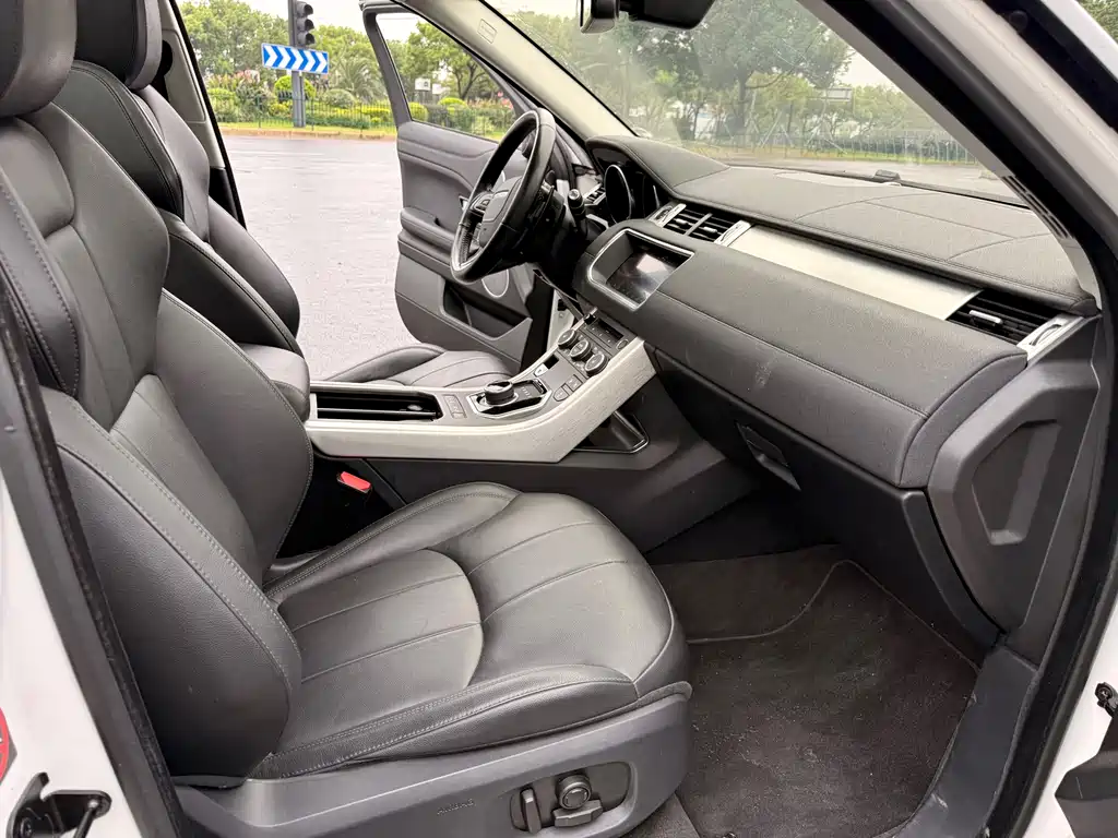 Land Rover Evoque — миниатюра 8