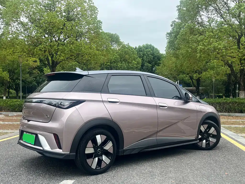 BYD Dolphin — миниатюра 6