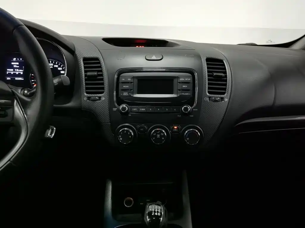 Kia K3 — миниатюра 12