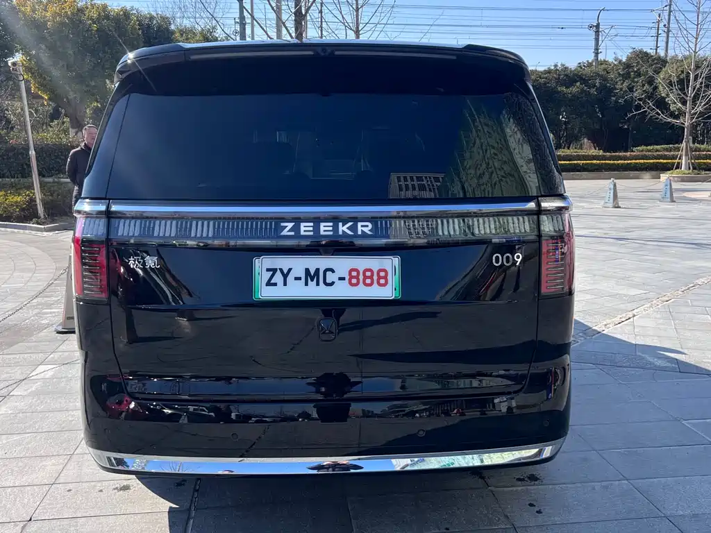 ZEEKR EXTREME KRYPTON 009
