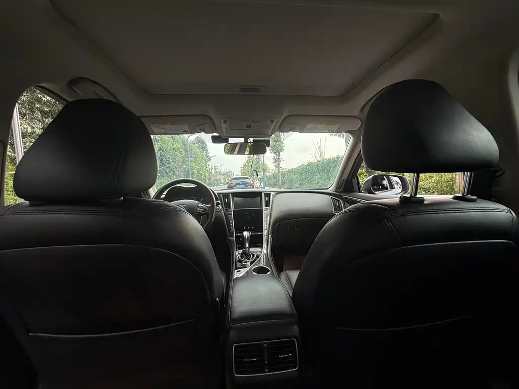Infiniti Q50L — миниатюра 12