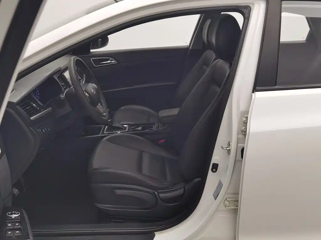Hyundai Mistra — миниатюра 10