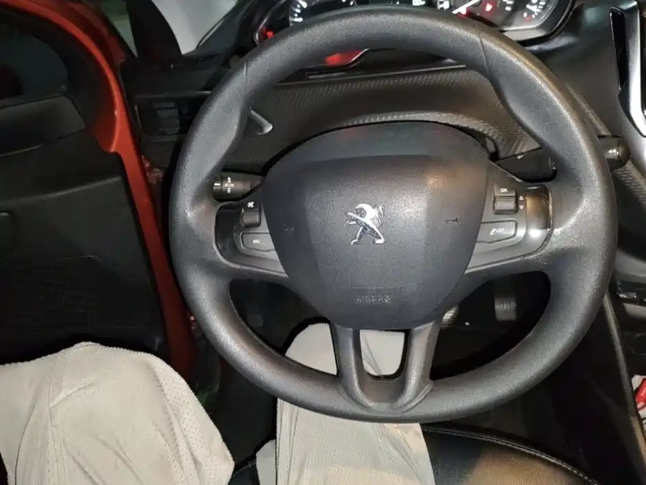 Peugeot 2008 — миниатюра 14
