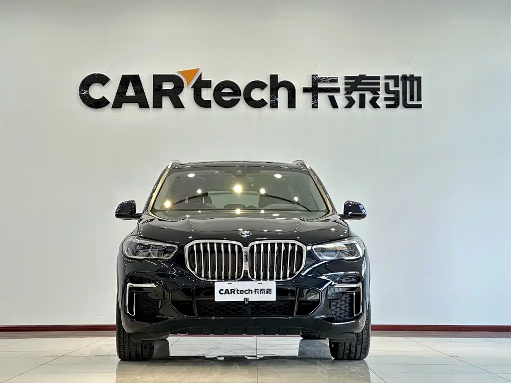 BMW X5 2022 xDrive 30Li Premium M Sport