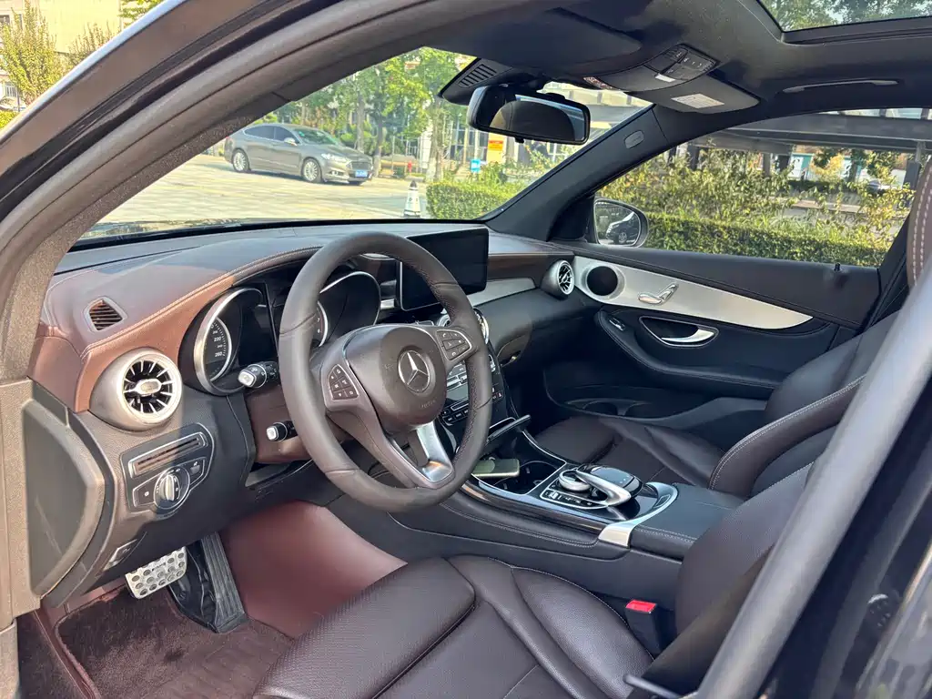 Mercedes-Benz GLC — миниатюра 11