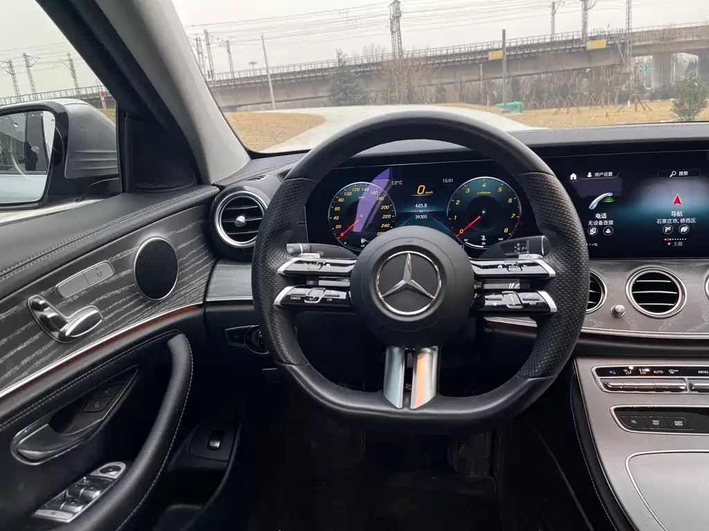 MERCEDES-BENZ E CLASS