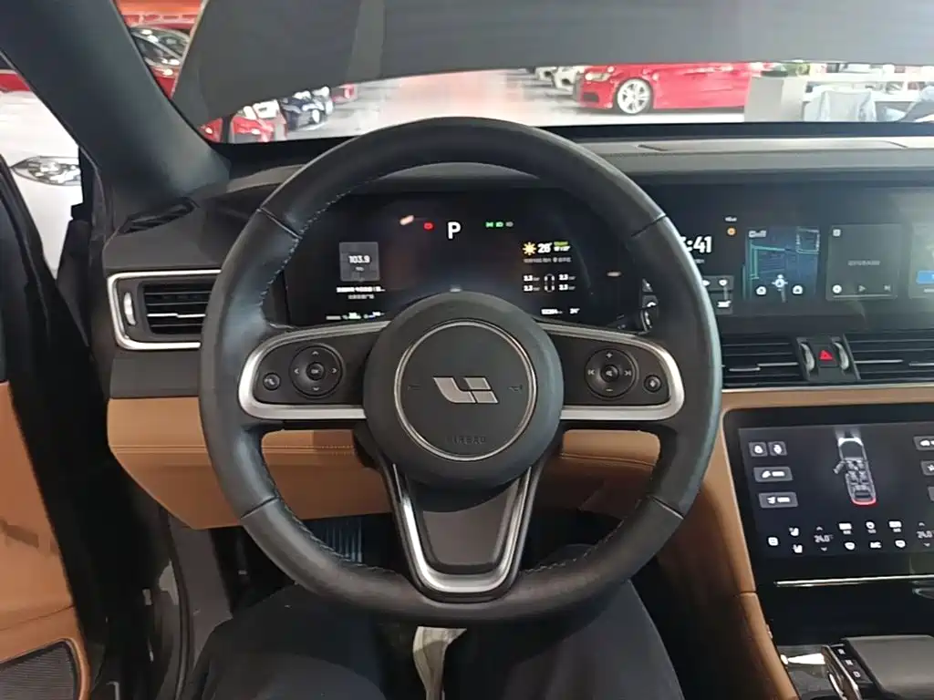 Li Auto Li ONE — миниатюра 11