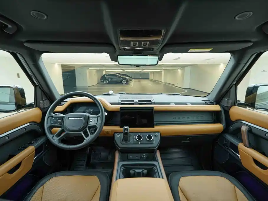 Land Rover Defender — миниатюра 17