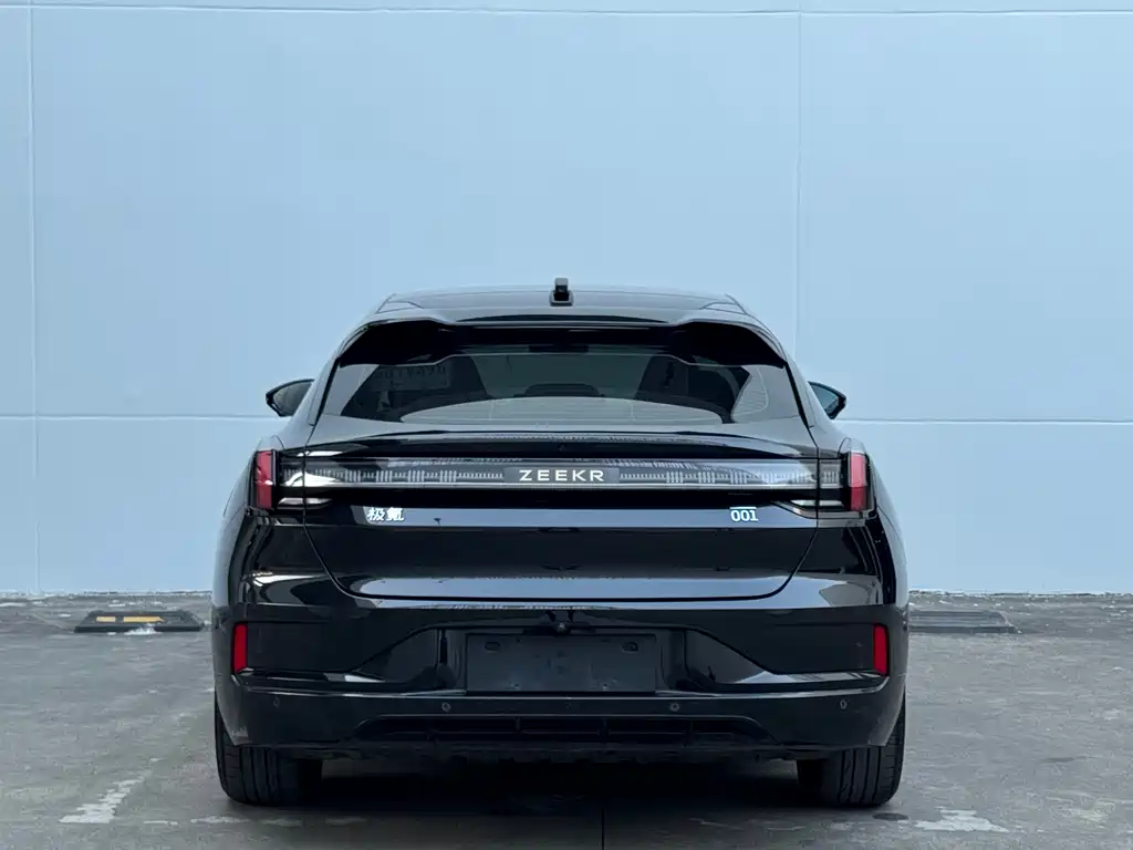 ZEEKR EXTREME KRYPTON 001