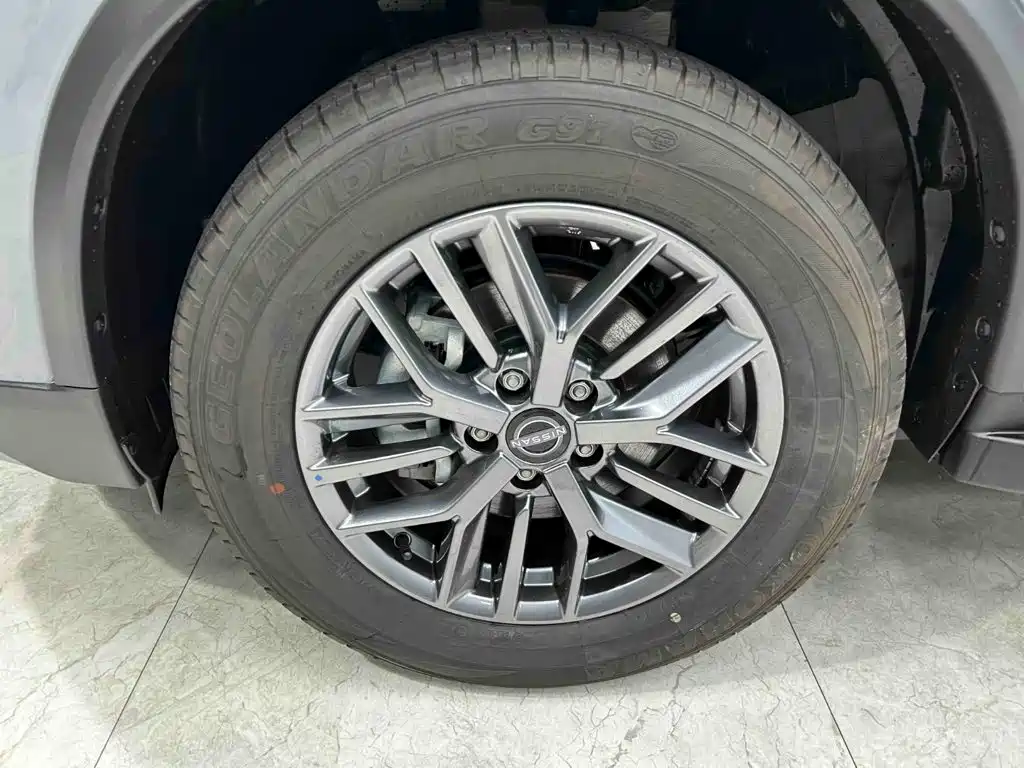 Nissan X-Trail — миниатюра 25