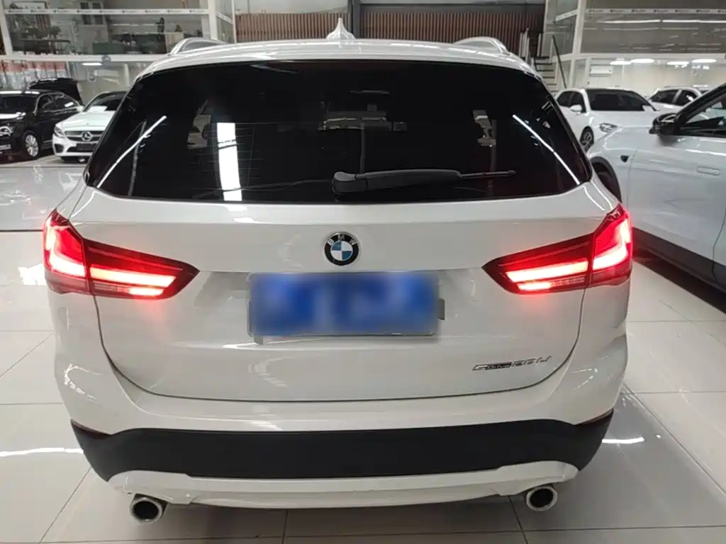 BMW X1 — миниатюра 6