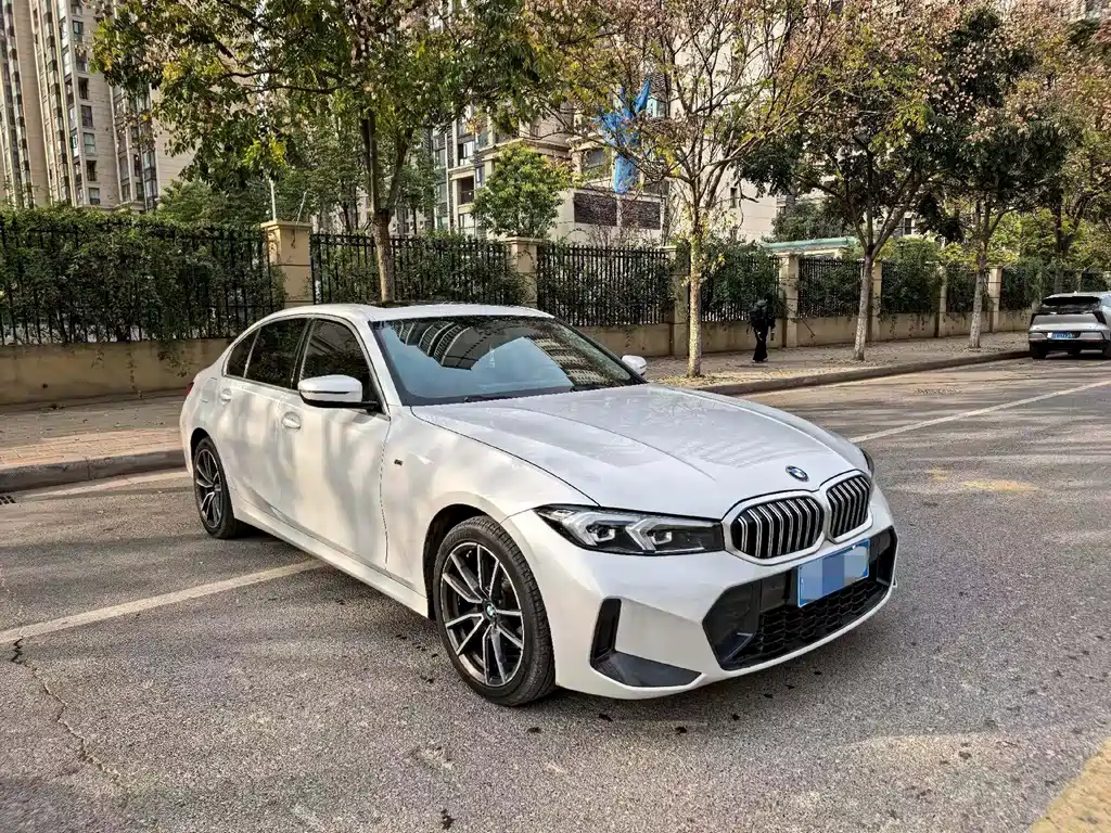 BMW 3 Series 2023