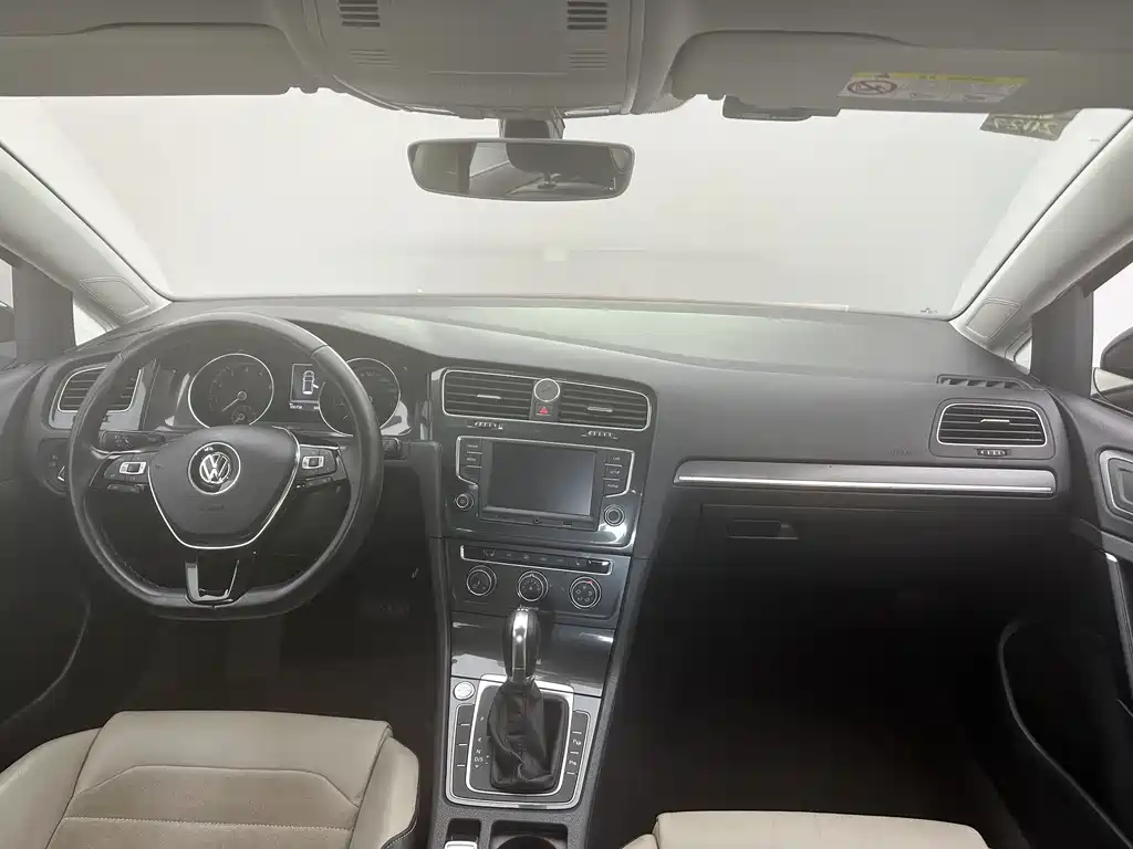 Volkswagen Golf — миниатюра 7