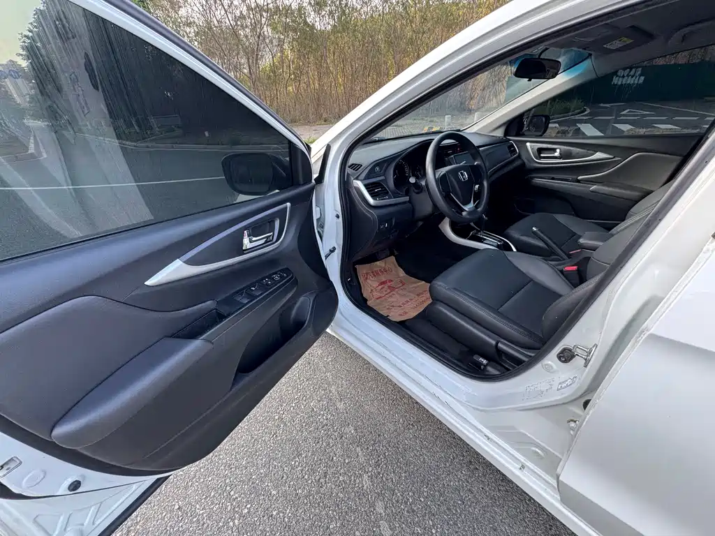 Honda Crider 2016 1.8L CVT Comfort