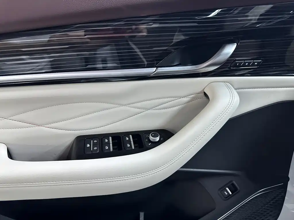 Geely Xingyue L — миниатюра 9