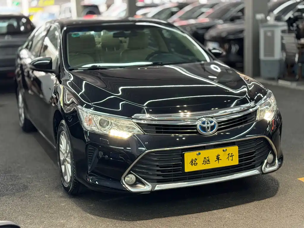 Toyota Camry — миниатюра 6