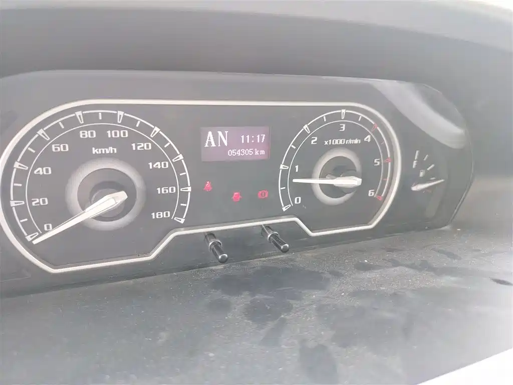 SAIC MAXUS XINTU V80