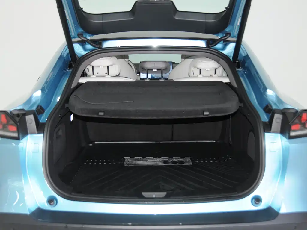 Changan Deepal DARK BLUE L07