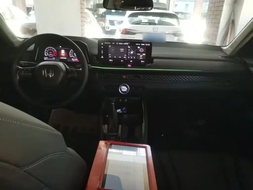 Honda Accord — миниатюра 10