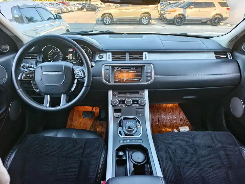 Land Rover Evoque (Import) — миниатюра 16