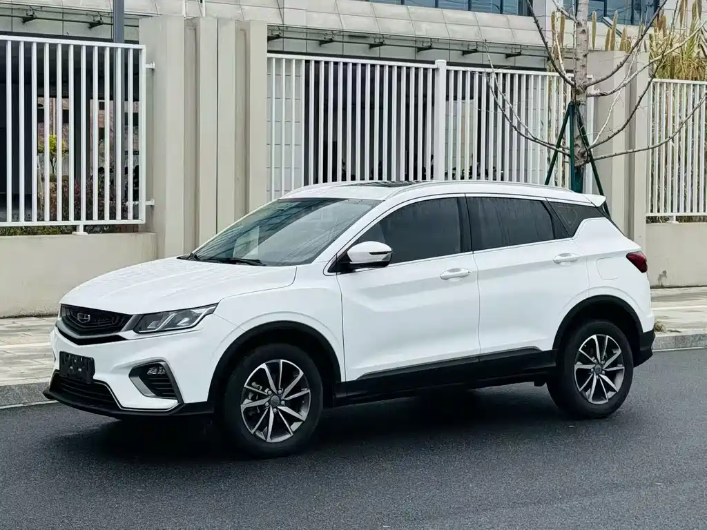 Geely Binyue 2022