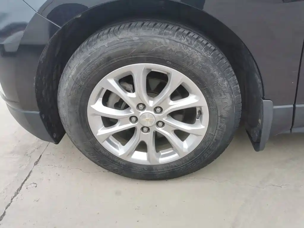 Chevrolet Equinox — миниатюра 23