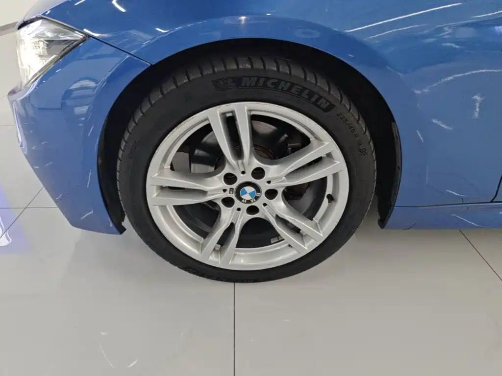 BMW 3 Series — миниатюра 23
