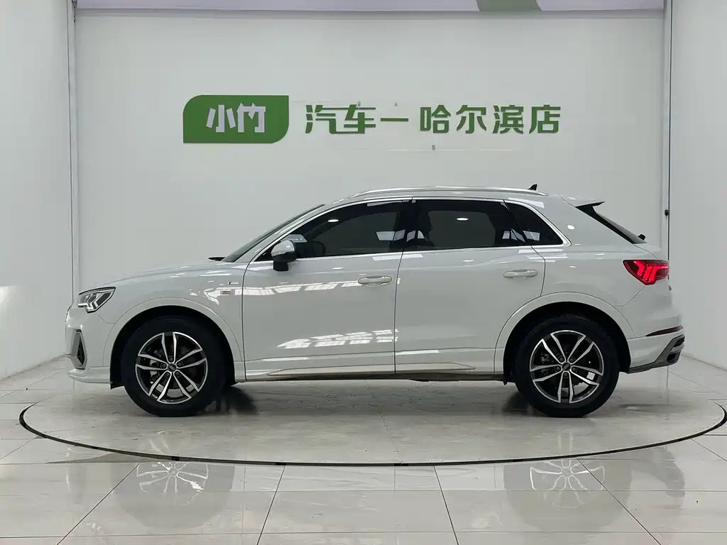 Audi Q3 — миниатюра 5