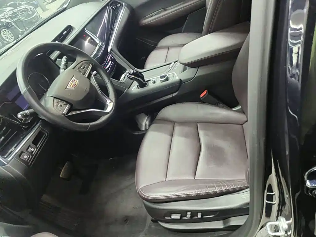 Cadillac XT6 — миниатюра 15
