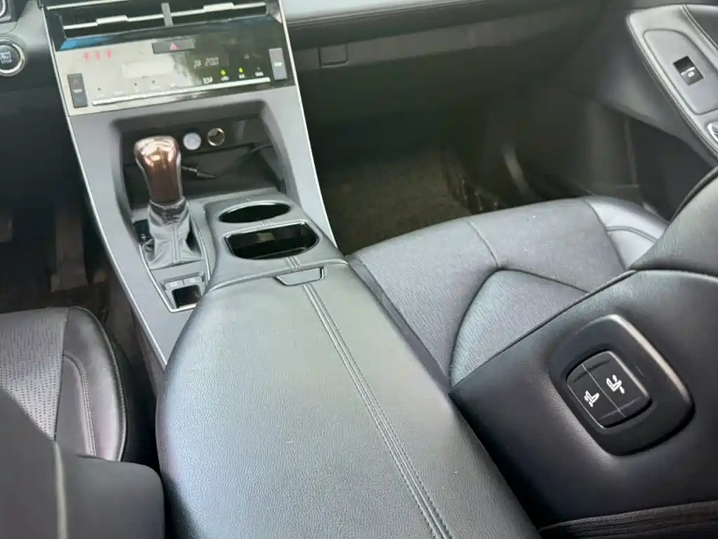 Toyota Avalon — миниатюра 16