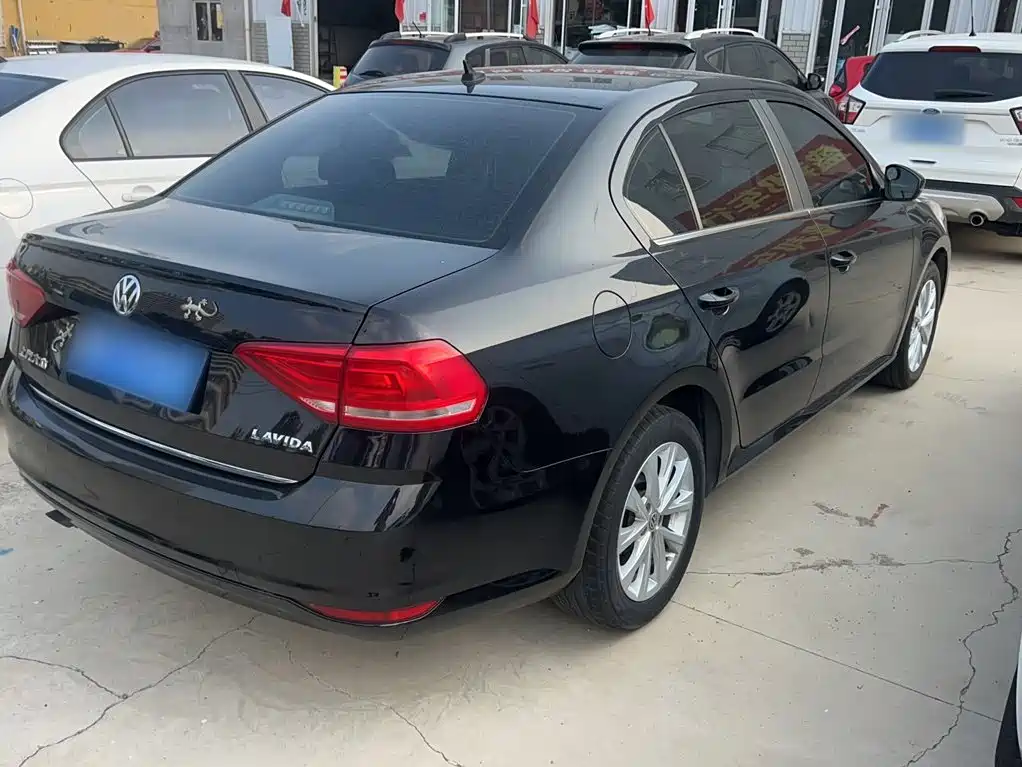 Volkswagen Lavida — миниатюра 24