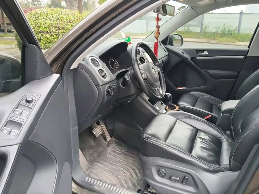 Volkswagen Tiguan — миниатюра 16