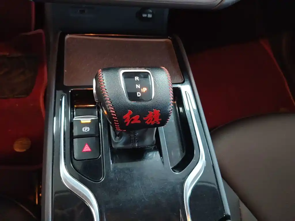 Hongqi Hongqi E-QM5 — миниатюра 14