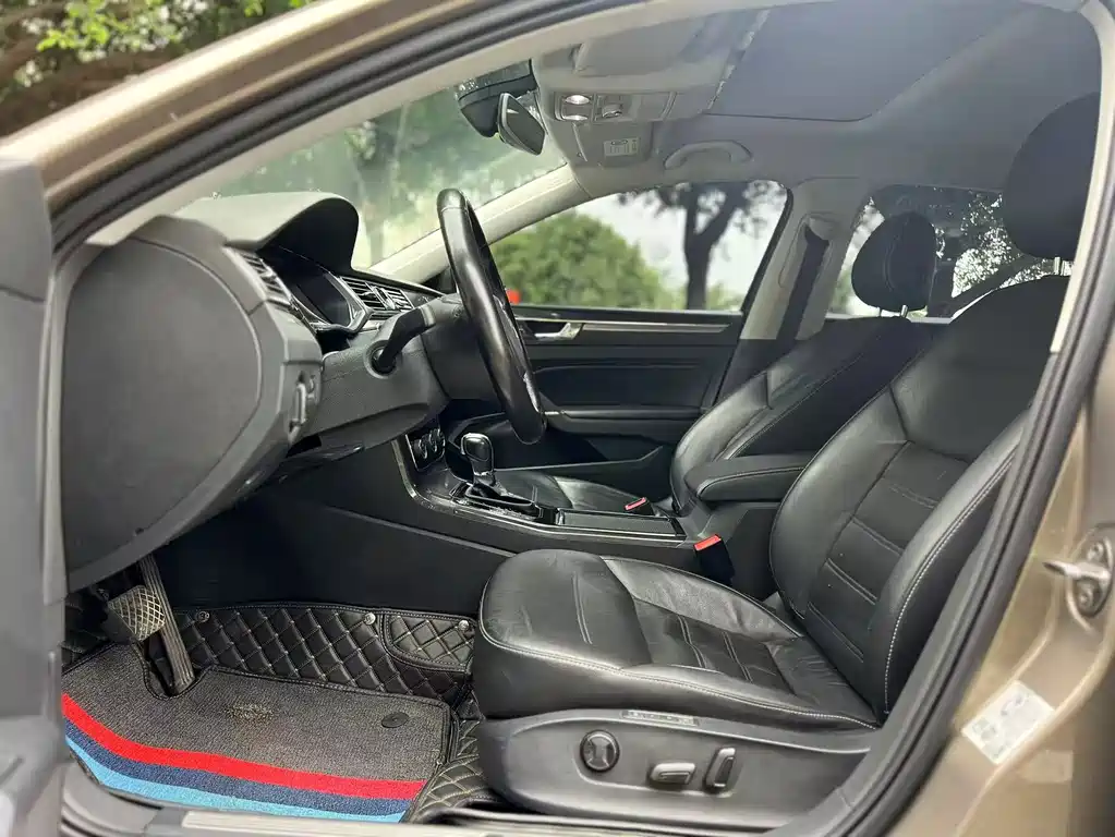 Volkswagen Passat — миниатюра 4