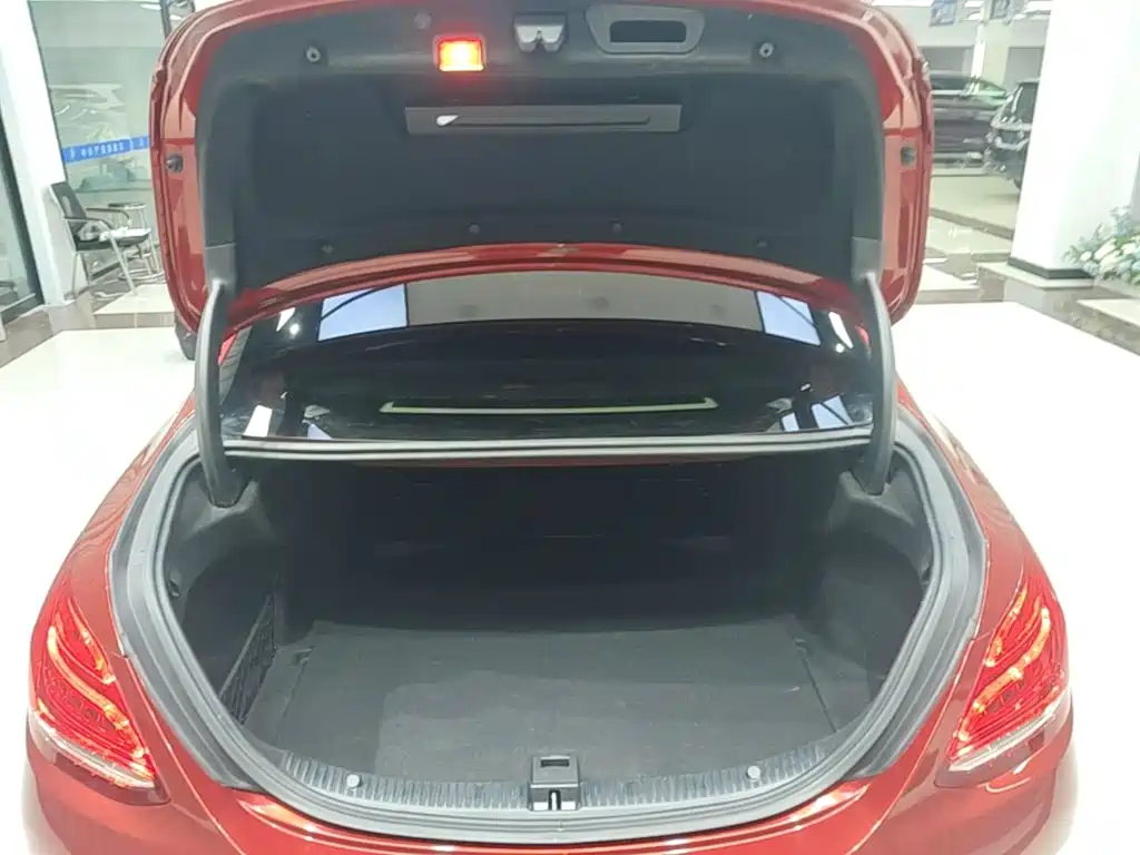 Mercedes-Benz C-Class — миниатюра 19
