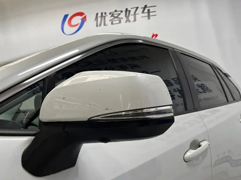 Toyota Wildlander — миниатюра 5