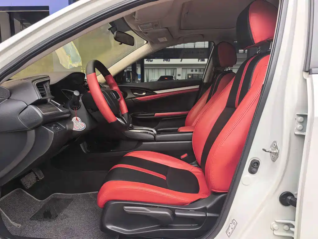 Honda Civic — миниатюра 8