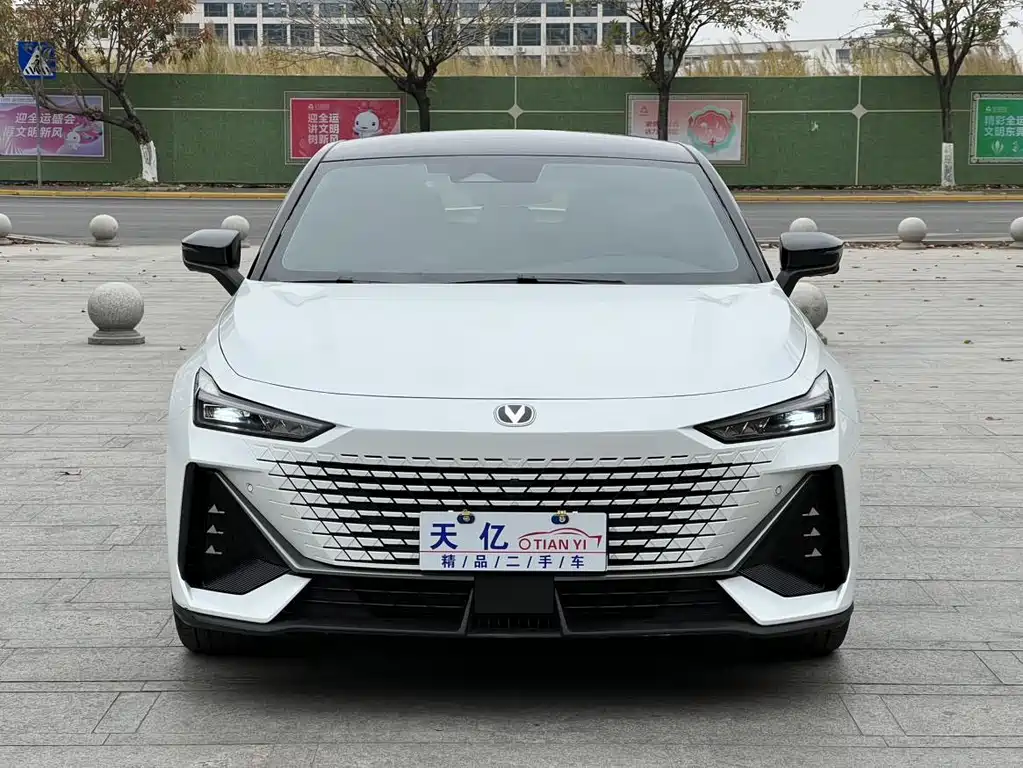 Changan UNI-V — миниатюра 2