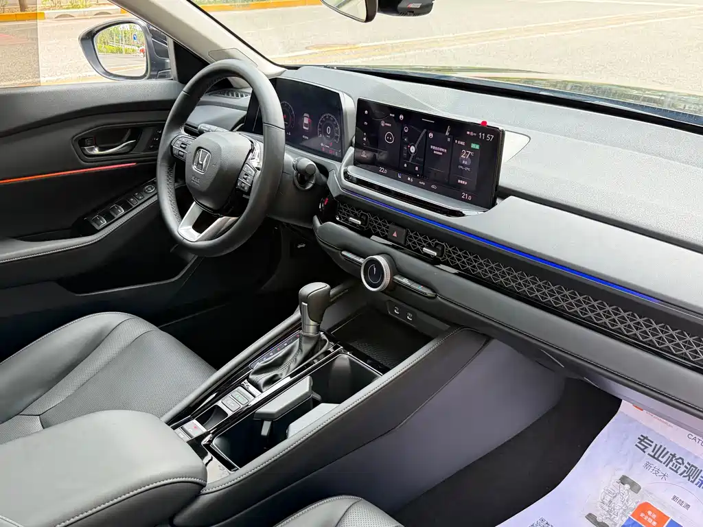 Honda Accord — миниатюра 19
