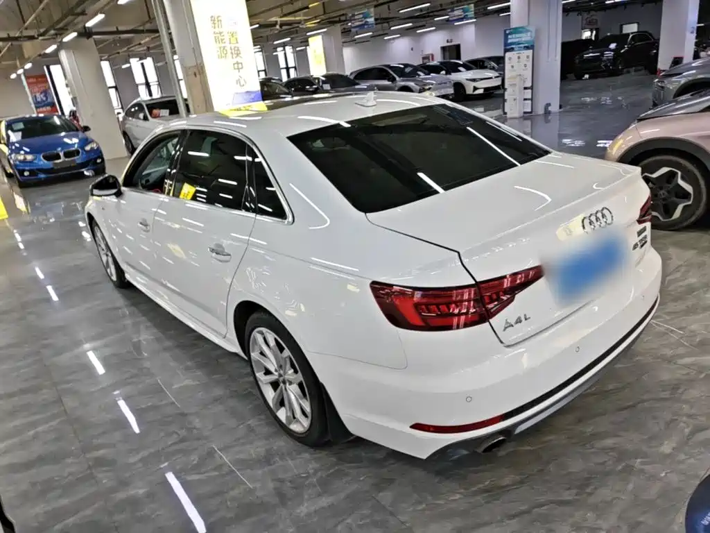 Audi A4L — миниатюра 5