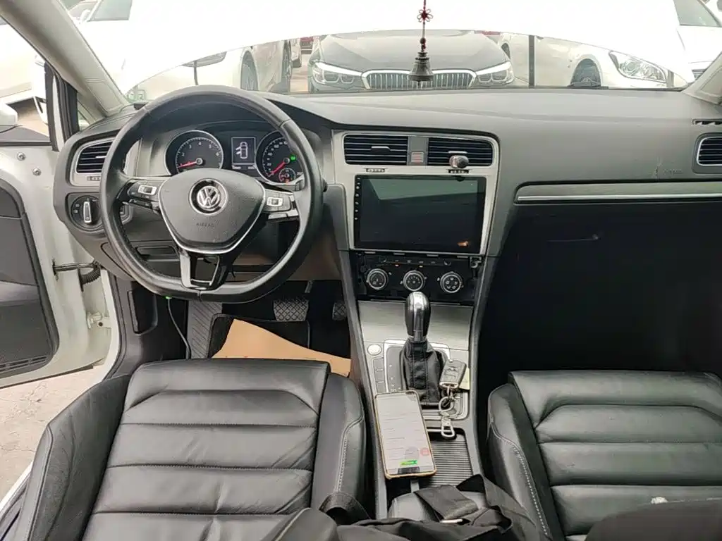 Volkswagen Golf — миниатюра 10