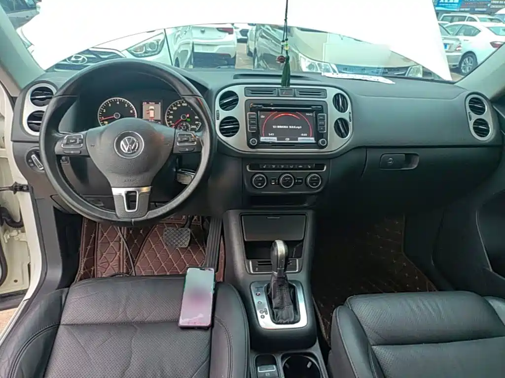 Volkswagen Tiguan — миниатюра 10