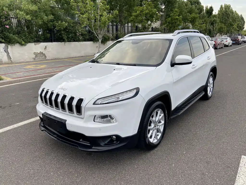 Jeep Cherokee 2016
